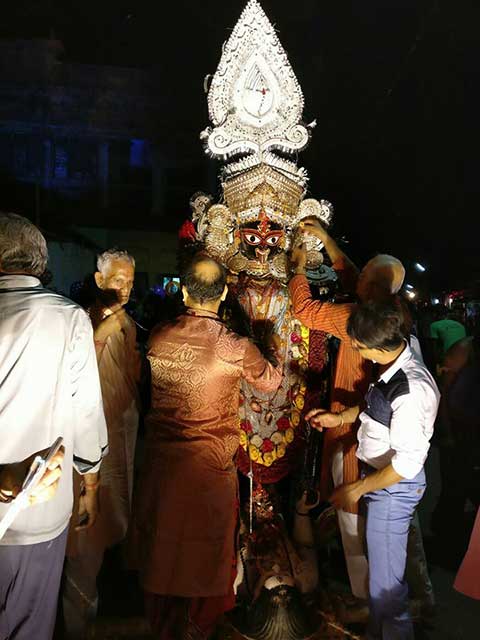 All set for immersion by removing the ornaments