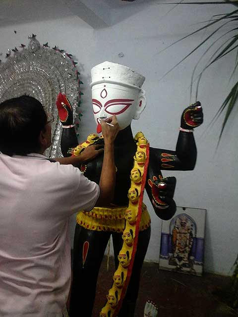 Detailing being done after the final colouring