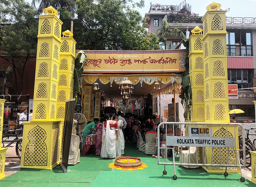 ঠাকুরপুকুর এসবি পার্ক সার্বজনীন দুর্গোৎসব কমিটি