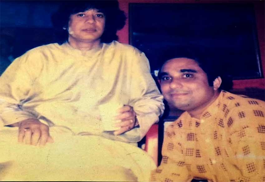 Ustad Zakir Hussain & Pt Prodyut Mukherjee