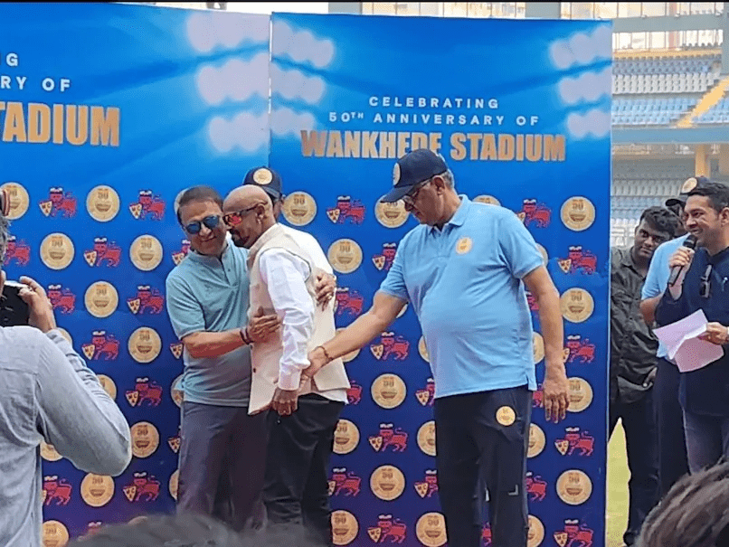 Sunil Gavaskar Steps Up for Ailing Vinod Kambli