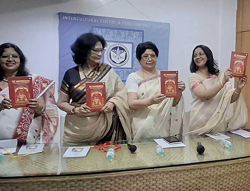 The Launch of Mahabharata retold through Navamalati Neog Chakraborty's ink by Madhu Srivastava, Sanjukta Dasgupta, Navamalati Neog Chakraborty and Navanita Varadpande