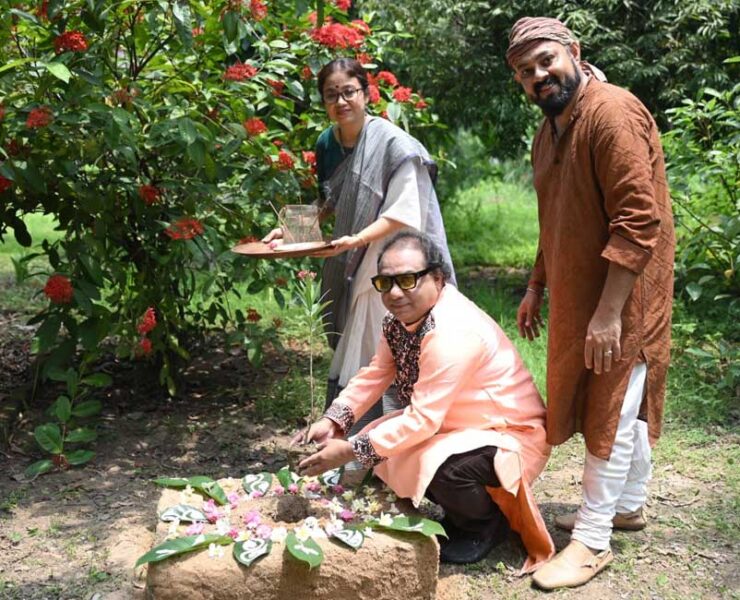 Celebrating Raktakarabi Centenary by planting