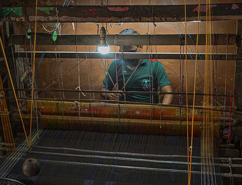 Ikat Weaving Maniabandha